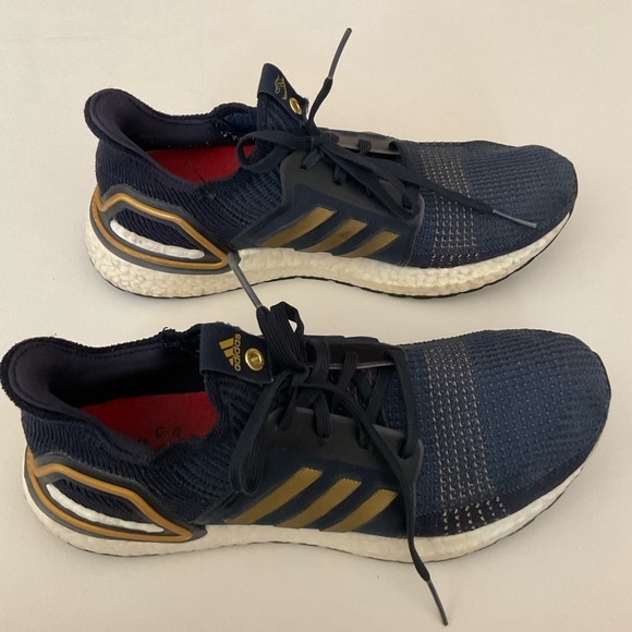 Adidas Ultra Boost Consortium Athletic Shoes Size 8-1/2 - Picture 4 of 13